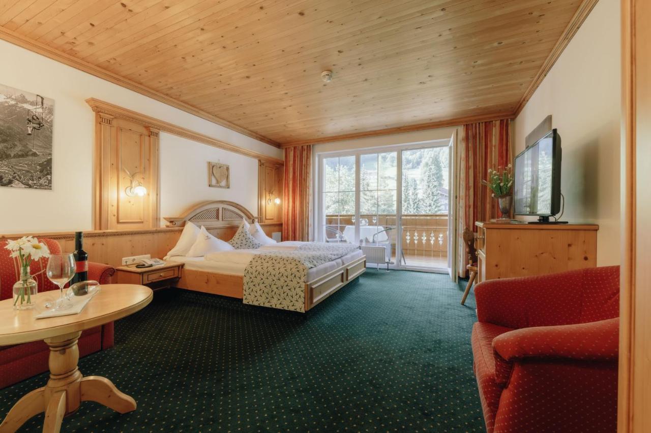 Hotel Hirschen Silbertal Dış mekan fotoğraf